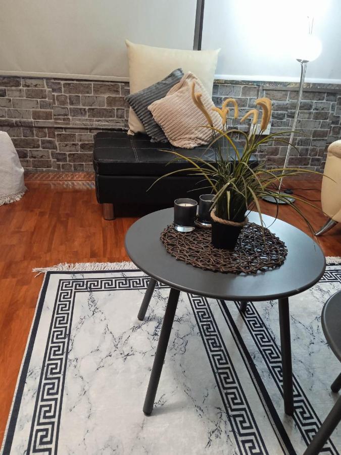 Lovely Cozy Apartment In The Entrance Of Nicosia Aglantzia Exterior foto