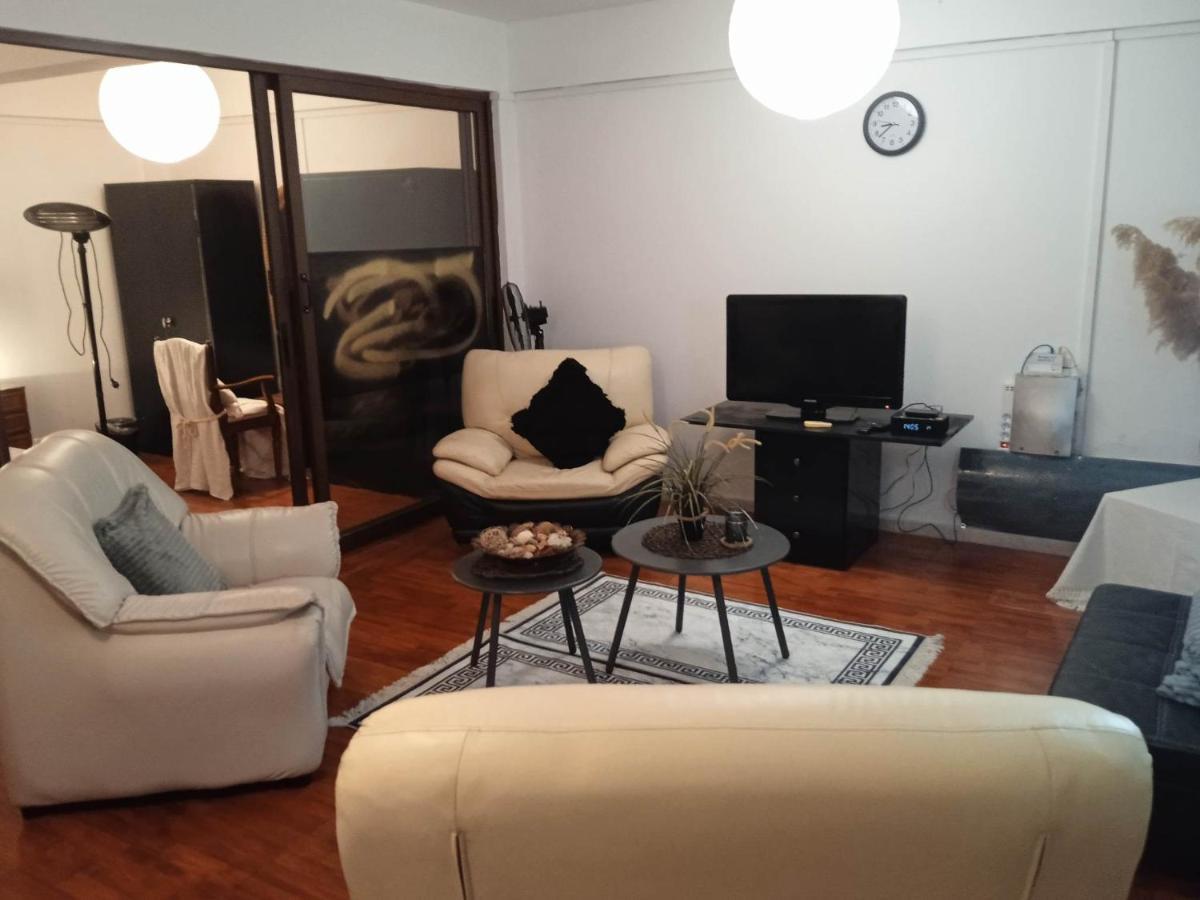 Lovely Cozy Apartment In The Entrance Of Nicosia Aglantzia Exterior foto