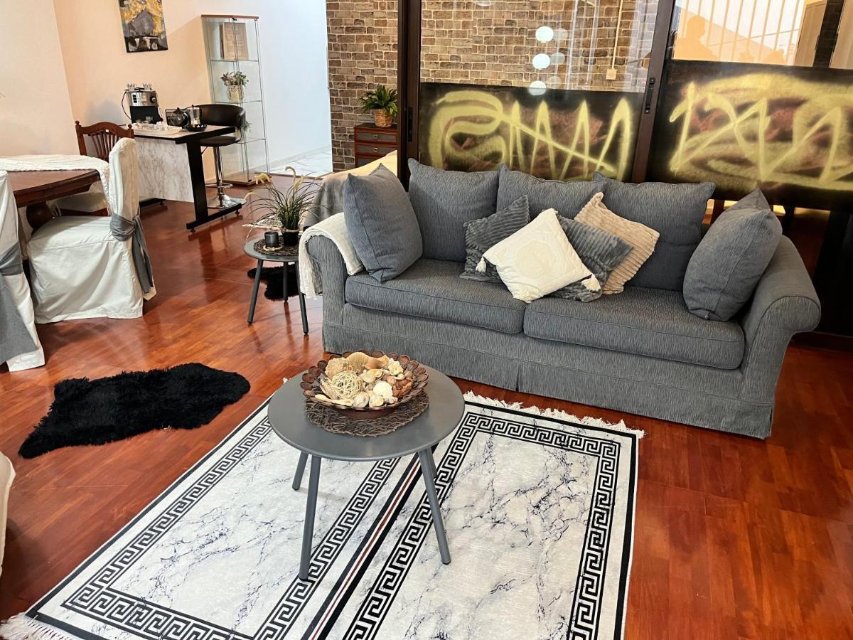 Lovely Cozy Apartment In The Entrance Of Nicosia Aglantzia Exterior foto